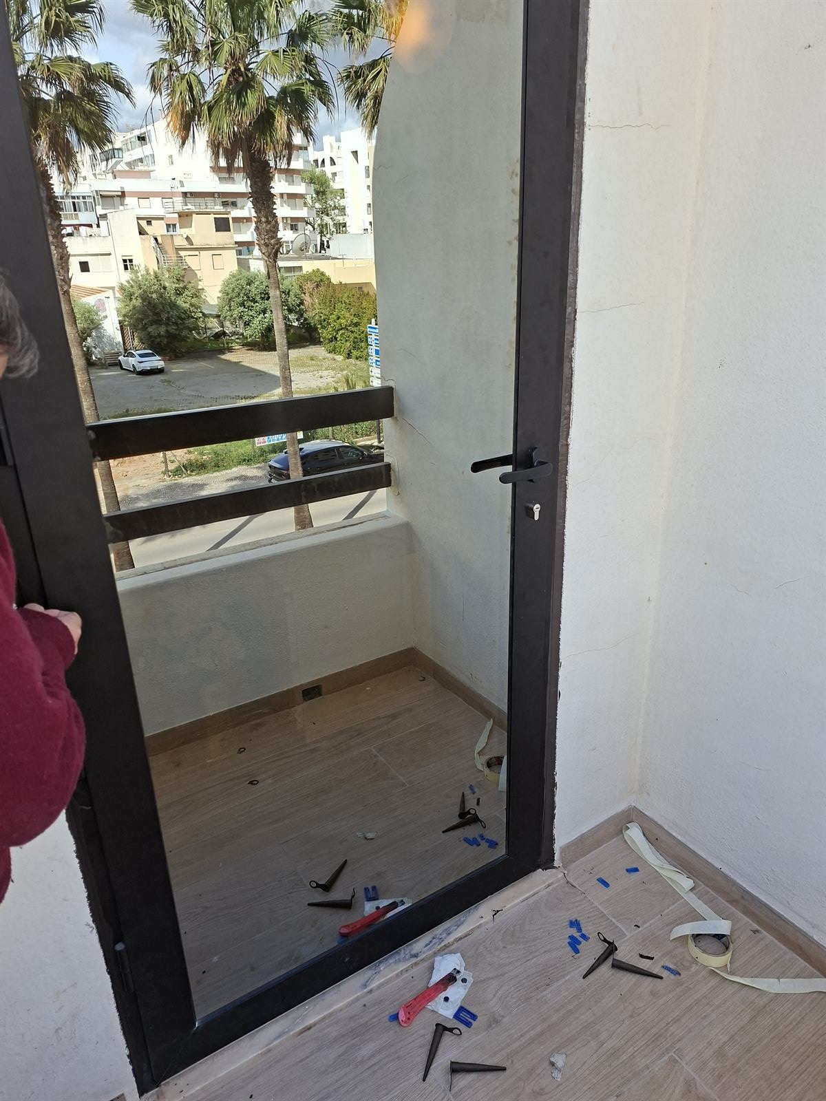 Porta de varanda em alumínio antracite com ruptura térmica
